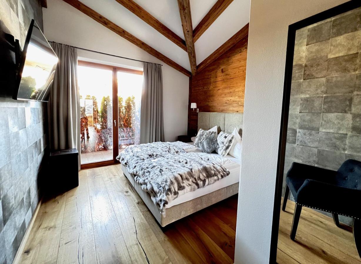 Hideaway Design Chalet By Belle Stay Kitzbuhel Bagian luar foto